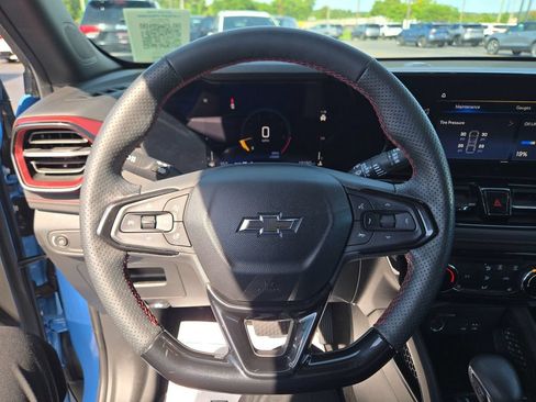 Used 2024 Chevrolet TrailBlazer RS w/ Driver Confidence Package AWD/4WD image 11