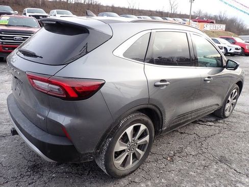 Used 2025 Ford Escape Platinum w/ Premium Technology Package image 5