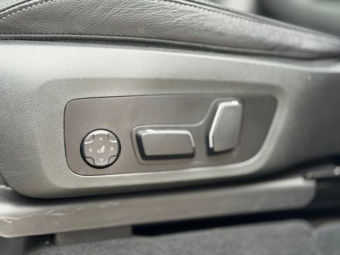 Used 2024 BMW X3 xDrive30i image 16