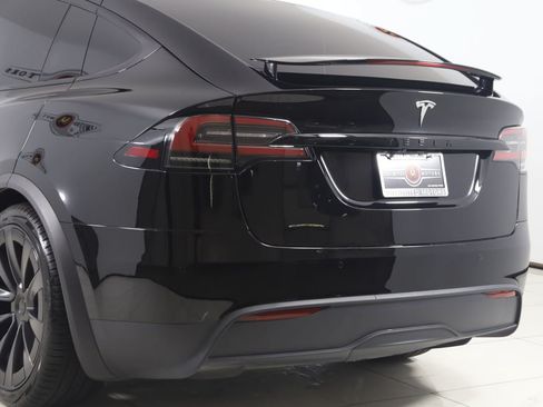 Used 2023 Tesla Model X AWD/4WD image 34