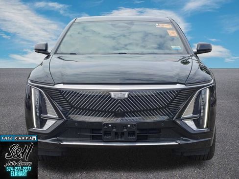 Used 2024 Cadillac Lyriq Tech RWD image 14