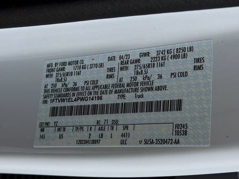 Used 2023 Ford F150 Lightning XLT AWD/4WD image 40