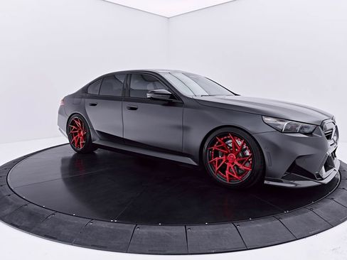 Used 2026 BMW M5 Touring AWD/4WD image 28