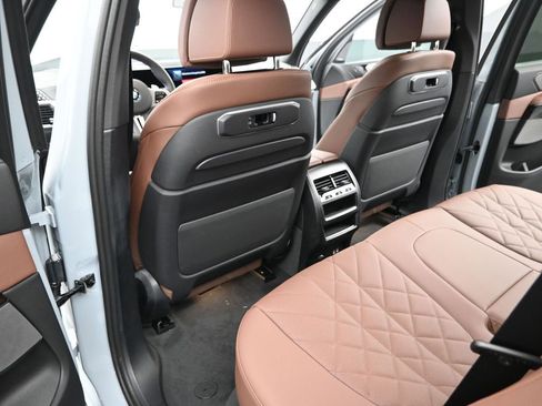 New 2026 BMW X5 M60i image 29