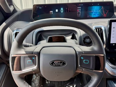 New 2026 Ford Expedition Max Platinum w/ Stealth Appearance Package AWD/4WD image 30