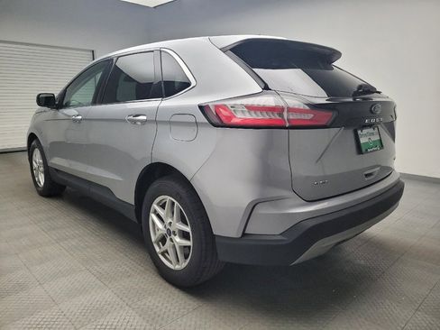 Used 2022 Ford Edge SEL image 5