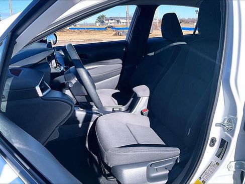 Used 2024 Toyota Corolla LE image 23