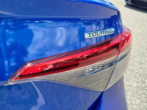Used 2022 Honda Civic Touring image 9