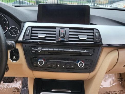 Used 2015 BMW 320i Sedan image 23