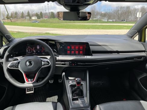 Used 2022 Volkswagen GTI Autobahn image 17