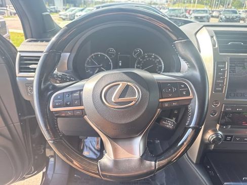 Used 2020 Lexus GX 460 Premium AWD/4WD image 16