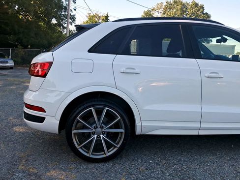 Used 2018 Audi Q3 2.0T Premium Plus w/ S Line Competition Package AWD/4WD image 24
