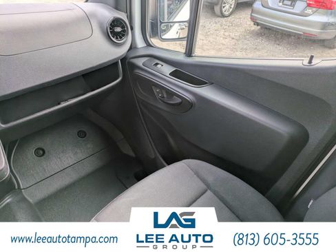 Used 2024 Mercedes-Benz Sprinter 2500 image 17