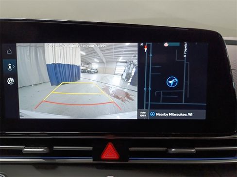 Used 2024 Hyundai Elantra SEL image 15