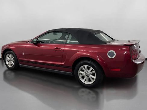 Used 2007 Ford Mustang Premium RWD image 5