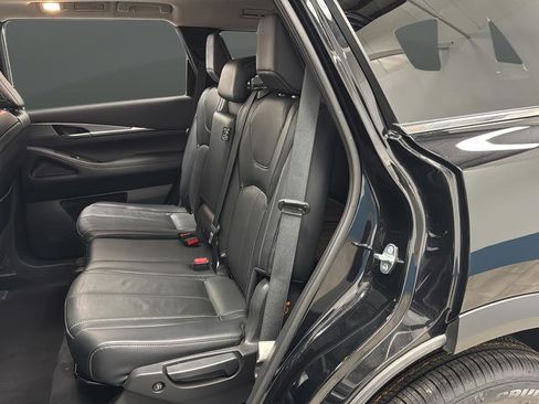 Used 2023 INFINITI QX60 Luxe image 23