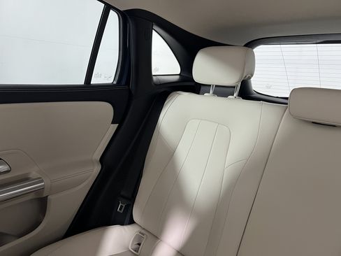 Certified 2023 Mercedes-Benz GLA 250 image 13
