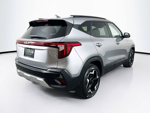 Used 2025 Kia Seltos S image 9