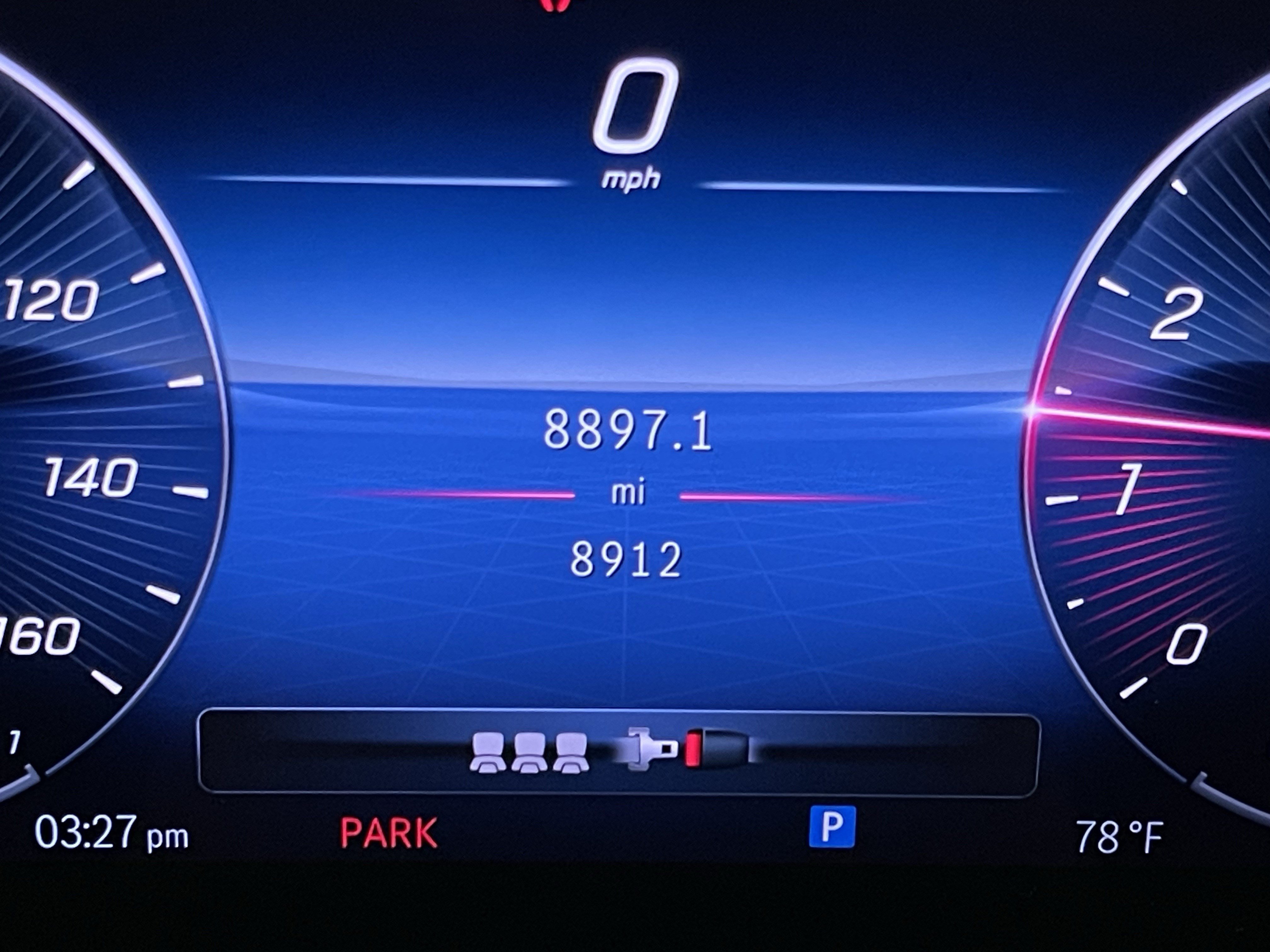 Used 2024 Mercedes-Benz GLC 300 4MATIC image 21