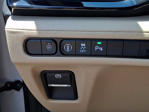Certified 2025 Acura MDX SH-AWD w/ Technology Package image 29