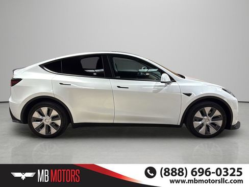 Used 2021 Tesla Model Y Long Range AWD/4WD image 5