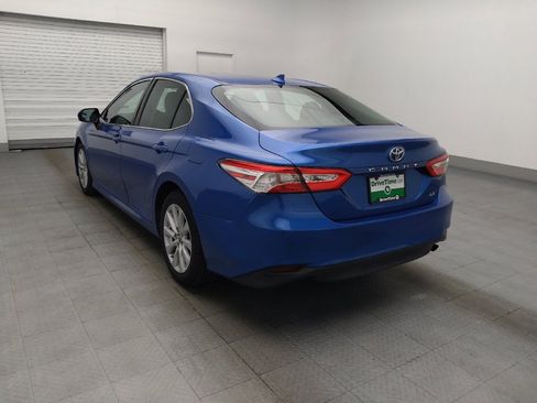 Used 2019 Toyota Camry LE FWD image 5