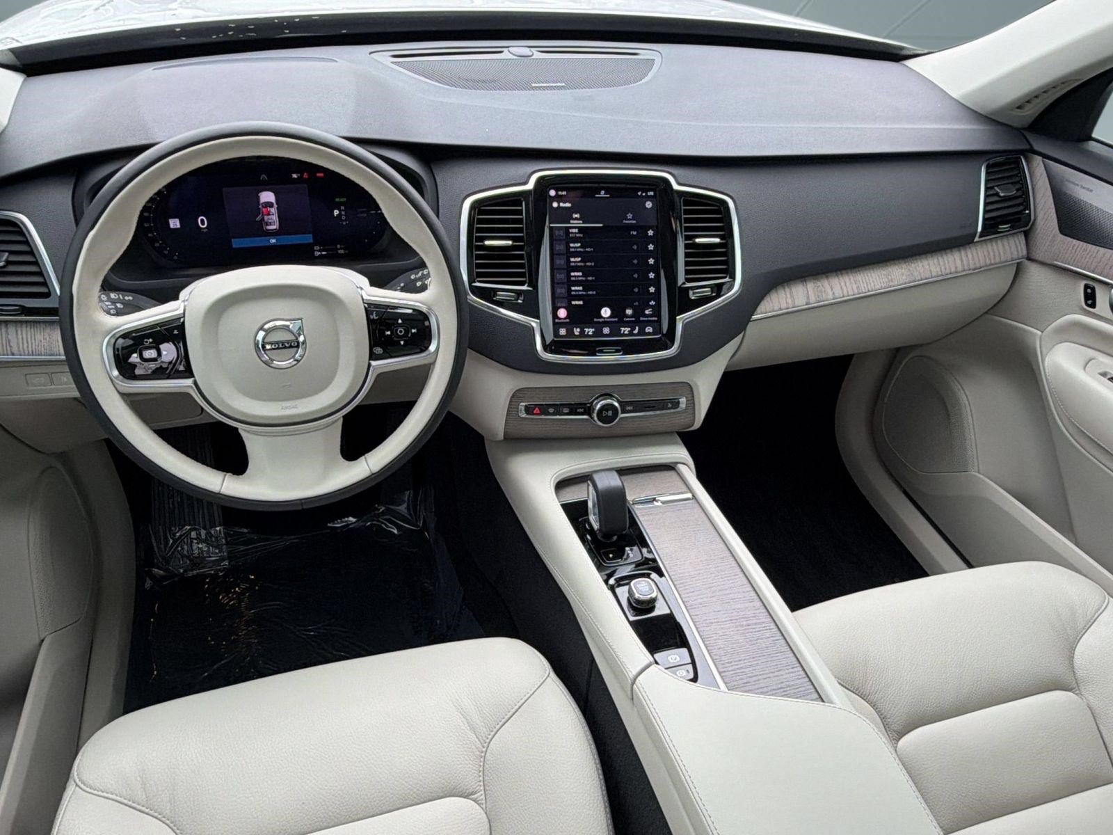 Certified 2024 Volvo XC90 T8 Plus w/ Protection Package AWD/4WD image 15