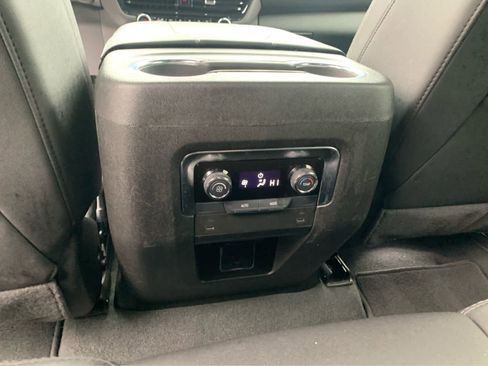 Used 2025 Chevrolet Tahoe Z71 image 26