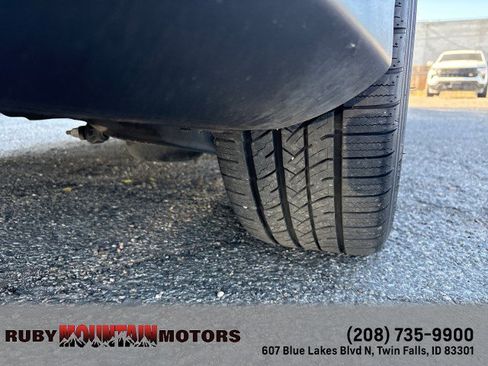 Used 2018 Ford Focus SEL FWD image 9