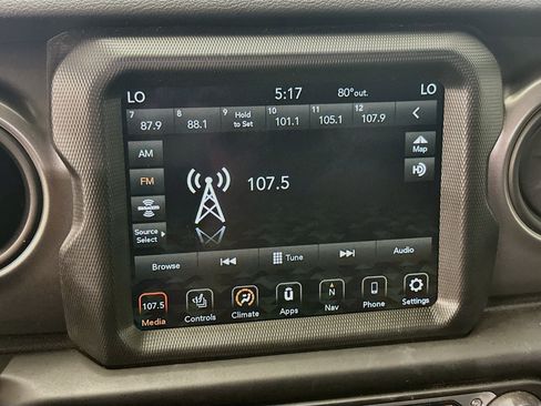 Used 2023 Jeep Wrangler Unlimited w/ Cold Weather Group AWD/4WD image 21
