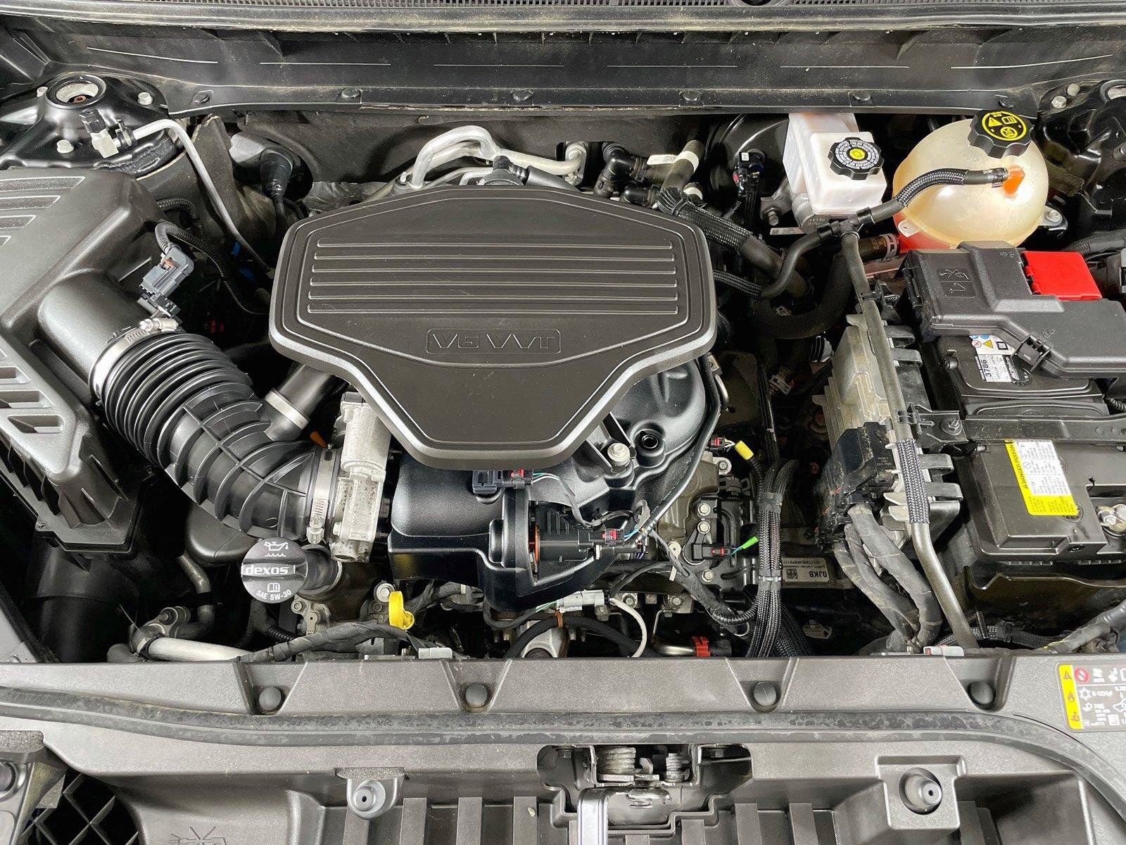 Used 2021 GMC Acadia Denali w/ Denali Technology Package FWD image 36