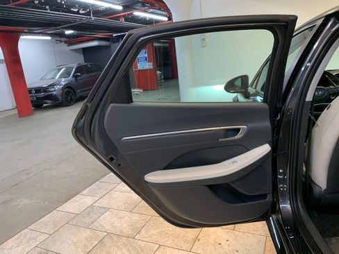 Used 2023 Hyundai Sonata Limited w/ Cargo Package image 45