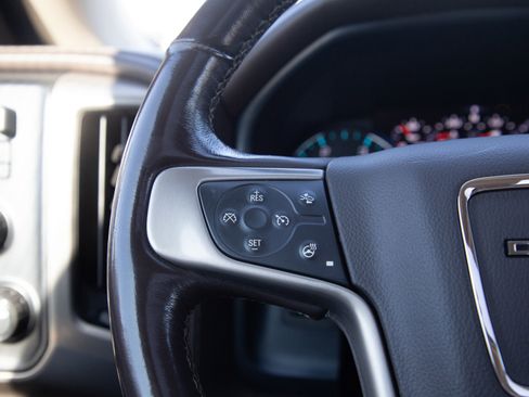 Used 2018 GMC Sierra 2500 Denali image 24