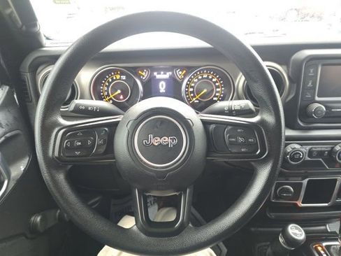 Certified 2020 Jeep Gladiator Sport image 16