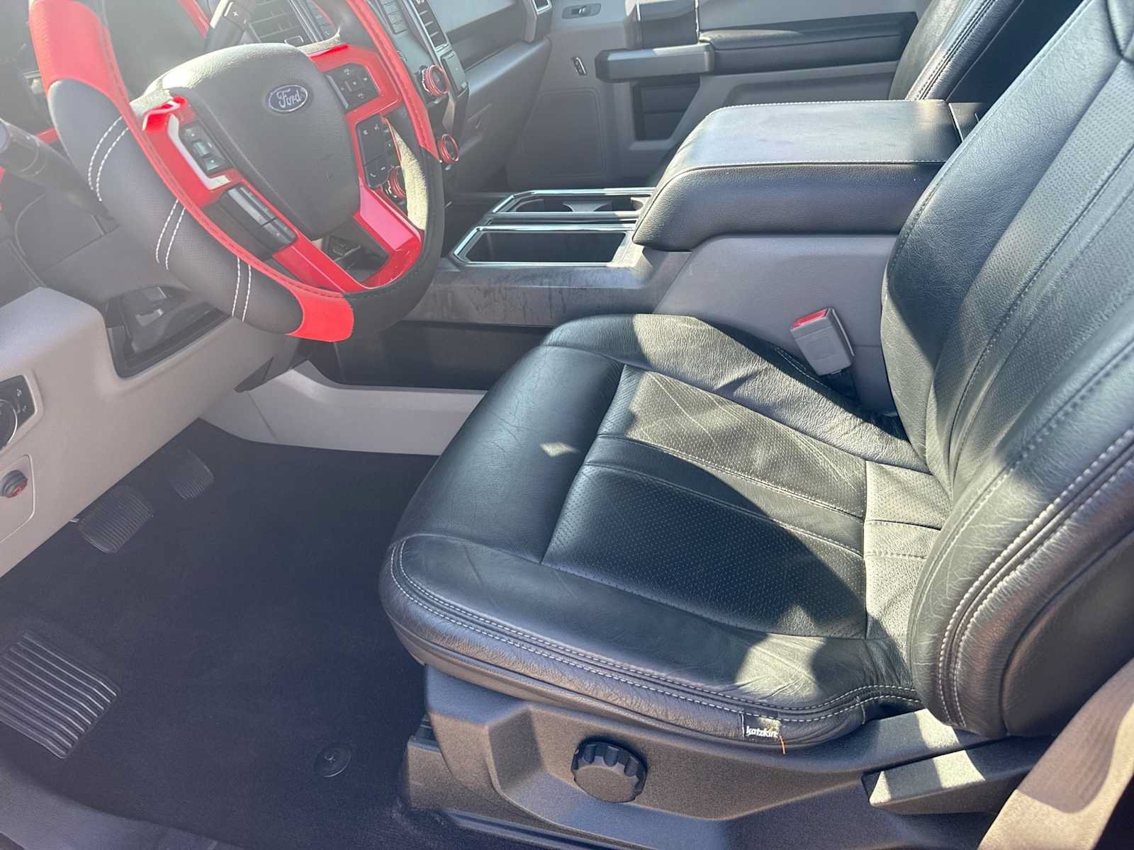 Used 2018 Ford F150 XLT w/ Trailer Tow Package AWD/4WD image 15