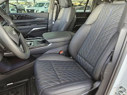 New 2026 Cadillac Escalade IQ Luxury 1 w/ LPO, Floor Liner Package image 27