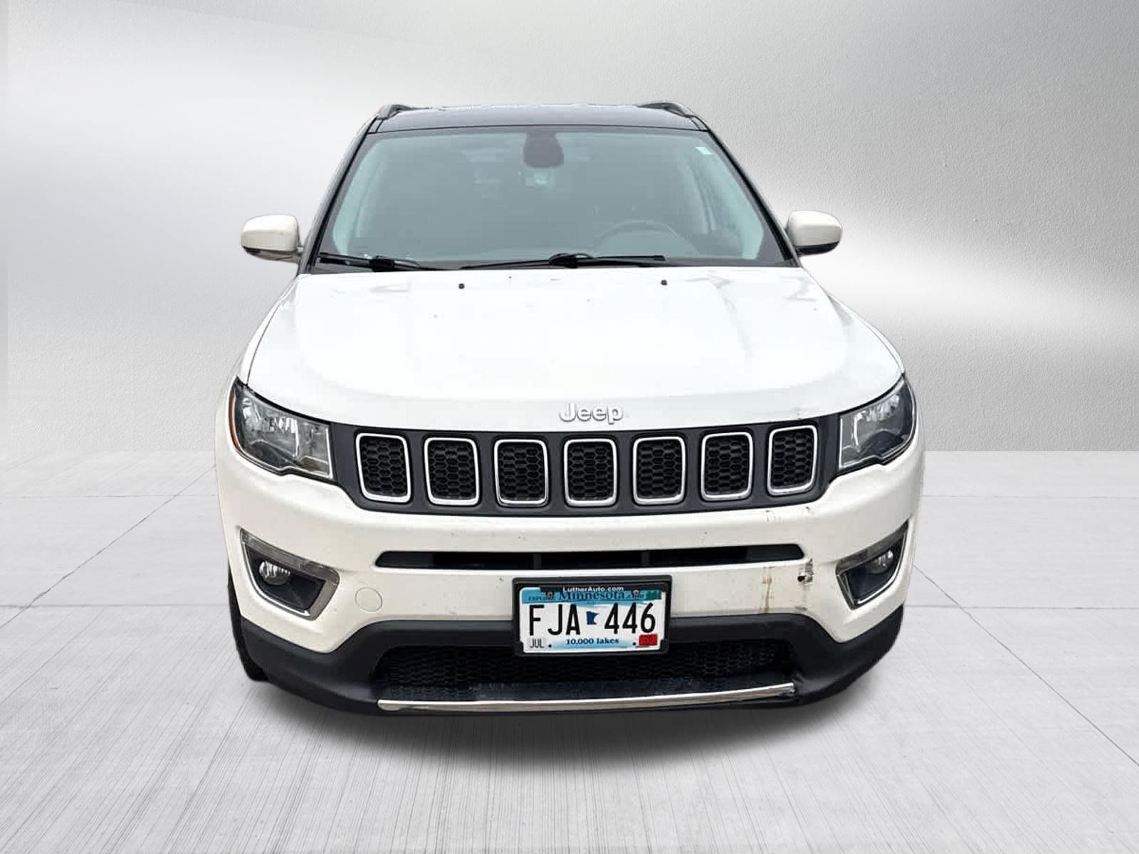 Used 2018 Jeep Compass Limited w/ Navigation Group AWD/4WD image 2
