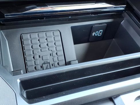 New 2026 Ford F350 4x4 Crew Cab DRW Super Duty image 13