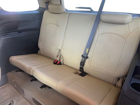 Used 2012 GMC Acadia SLT image 14