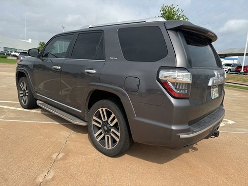 Used 2014 Toyota 4Runner Limited image 4