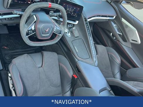 Used 2022 Chevrolet Corvette Stingray w/ Z51 Performance Package image 18