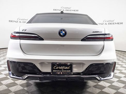 Used 2023 BMW i7 xDrive60 AWD/4WD image 7