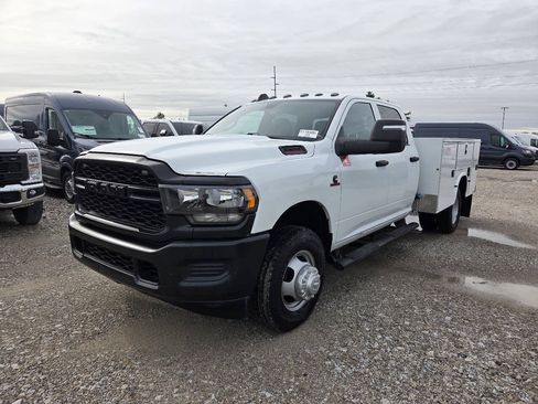 Used 2024 RAM 3500 Tradesman w/ Max Tow Package AWD/4WD image 1
