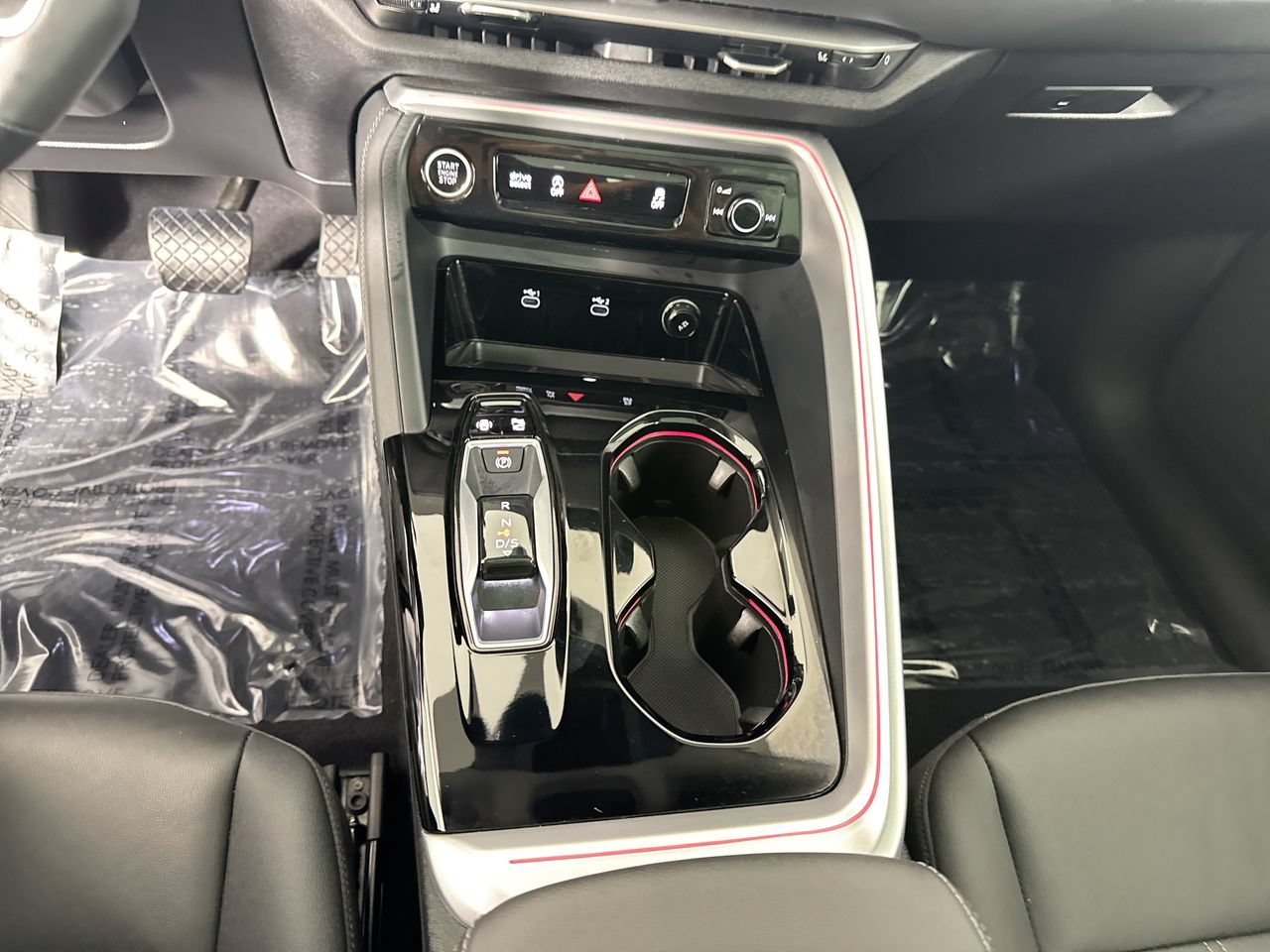 Used 2025 Audi Q5 Premium Plus w/ Premium Plus AWD/4WD image 16