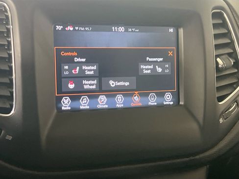 Used 2020 Jeep Compass Latitude w/ Popular Equipment Group image 19