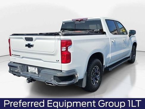 Used 2022 Chevrolet Silverado 1500 LT AWD/4WD image 4