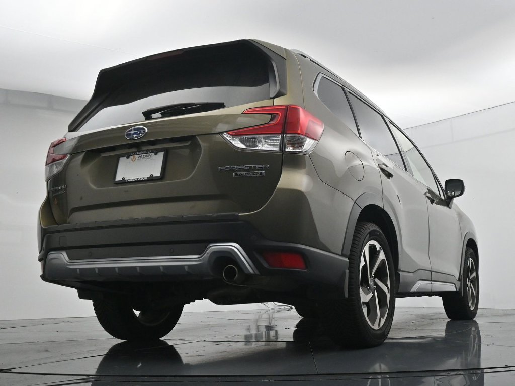 Used 2022 Subaru Forester Touring AWD/4WD image 22