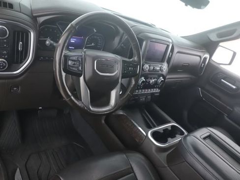 Used 2019 GMC Sierra 1500 Denali w/ Denali Ultimate Package AWD/4WD image 17