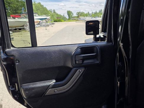 Used 2013 Jeep Wrangler Unlimited Sport AWD/4WD image 17