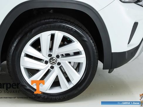 Used 2023 Volkswagen Atlas Cross Sport SE w/ Panoramic Sunroof Package AWD/4WD image 14